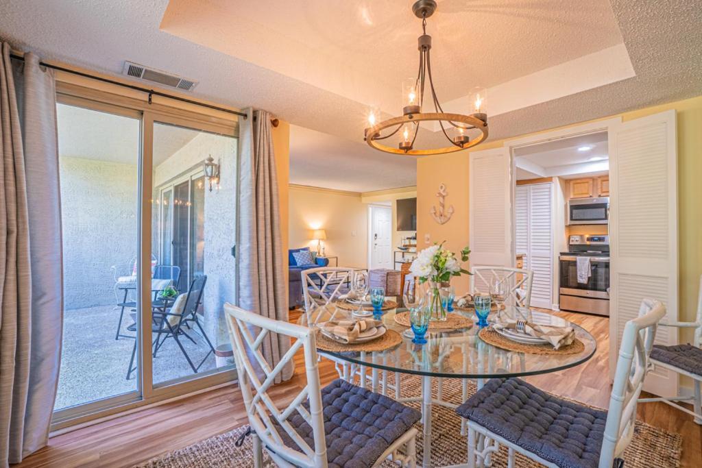 1686 Bluff Villas Renovated Sleeps 8 Walk To Salty Dog Sea Pines Hilton Head Island Exterior foto