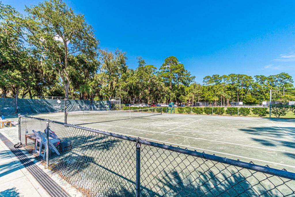 1686 Bluff Villas Renovated Sleeps 8 Walk To Salty Dog Sea Pines Hilton Head Island Exterior foto